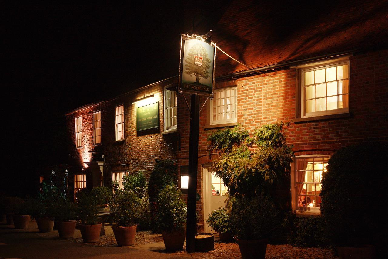 The Royal Oak, Yattendon Frilsham Екстер'єр фото