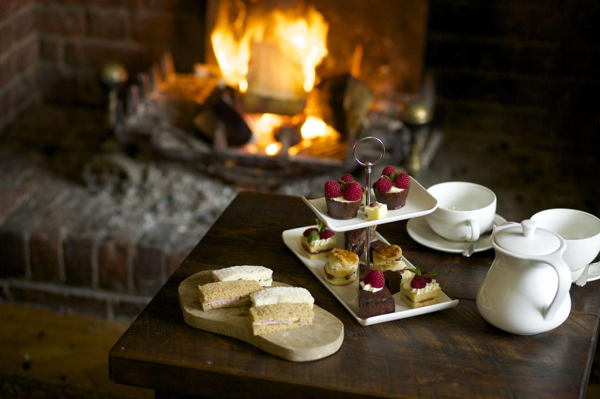 The Royal Oak, Yattendon Frilsham Екстер'єр фото