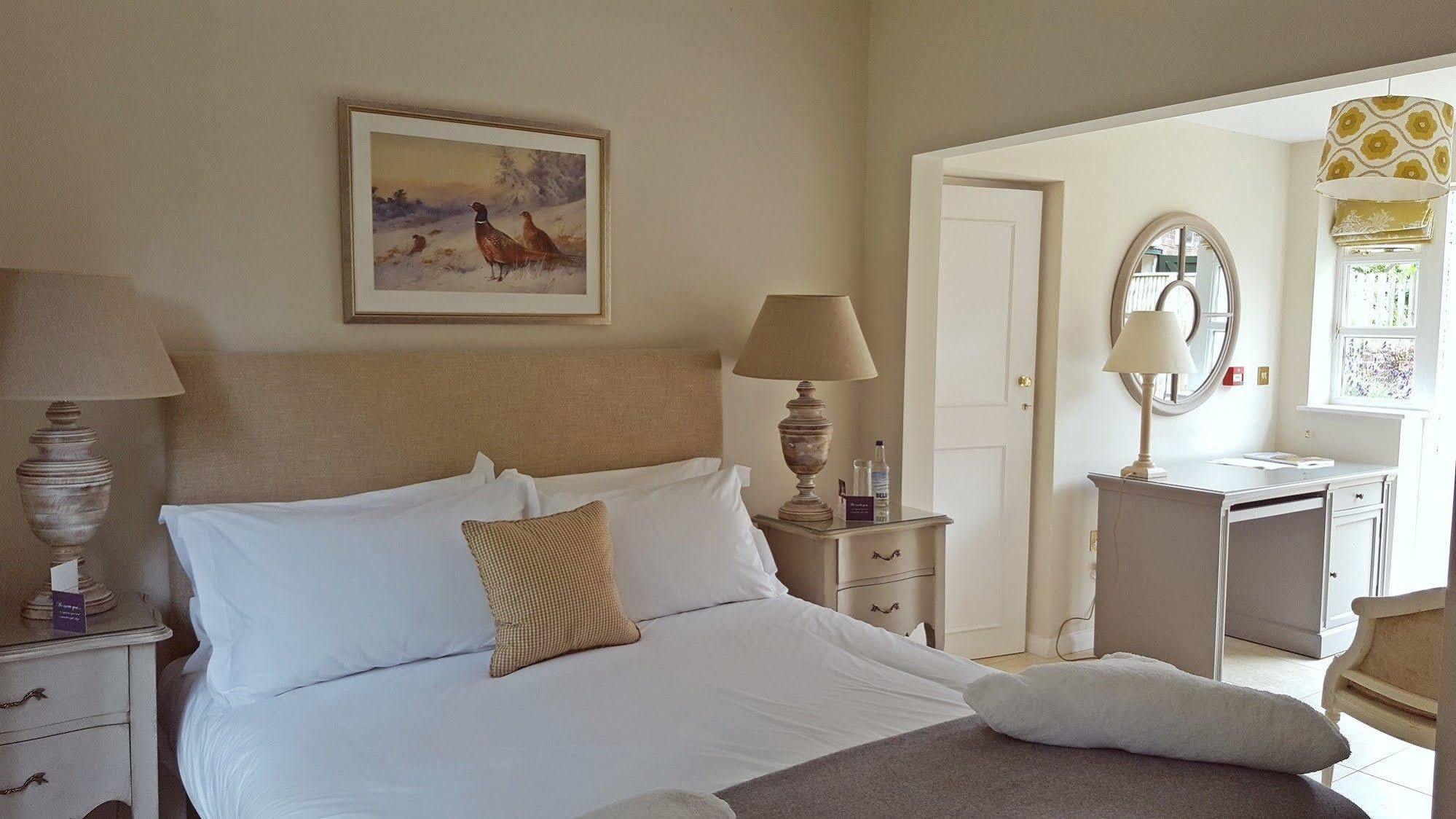 The Royal Oak, Yattendon Frilsham Екстер'єр фото